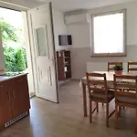 Falevel Apartmanhaz Balatonfenyves