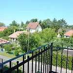 Falevel Apartmanhaz Balatonfenyves