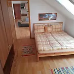 Falevel Apartmanhaz Apartment *