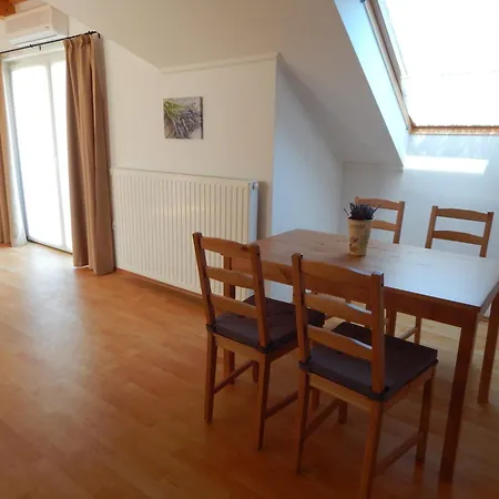 Falevel Apartmanhaz