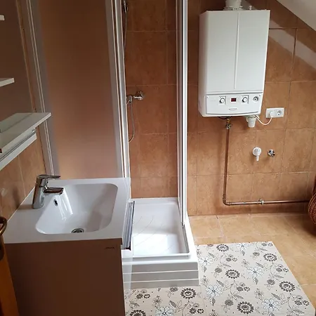 Lejlighed Falevel Apartmanhaz