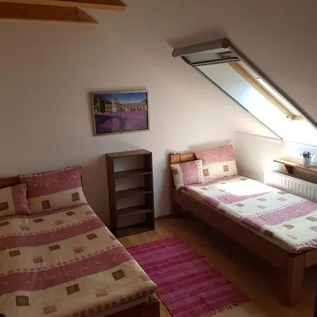 Falevel Apartmanhaz Lejlighed Balatonfenyves