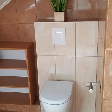 Falevel Apartmanhaz Lejlighed Balatonfenyves