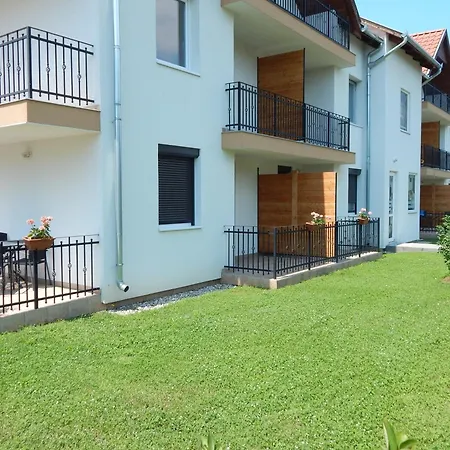 Falevel Apartmanhaz Appartement Balatonfenyves