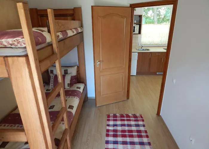 公寓 Falevel Apartmanhaz *