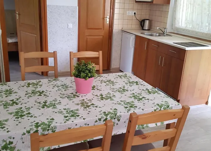 Falevel Apartmanhaz