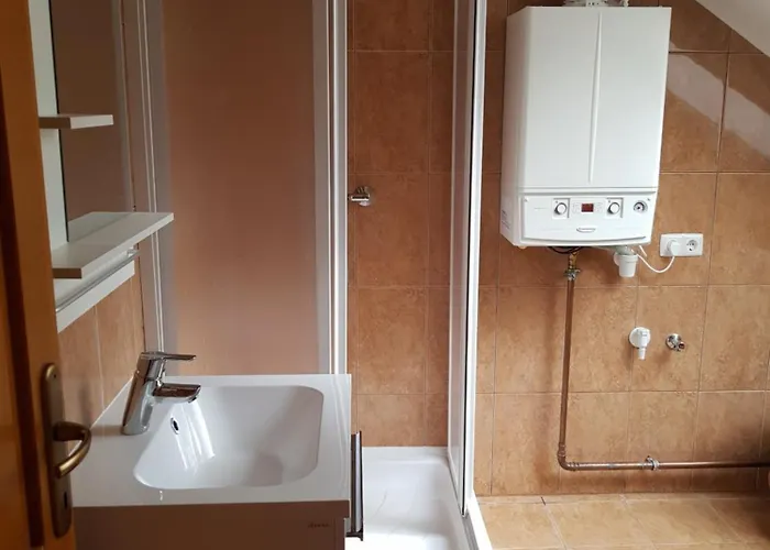 Falevel Apartmanhaz 鲍洛通费尼韦什