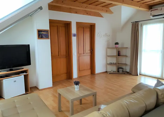 Falevel Apartmanhaz Appartement Balatonfenyves